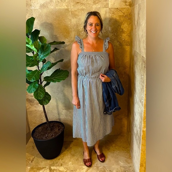 Old Navy Dresses & Skirts - SOLD-Old Navy white and navy striped midi dress with flutter straps